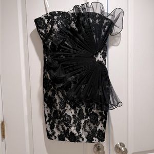 Marchesa Note cocktail dress. Show stopping lace with immaculate detail.